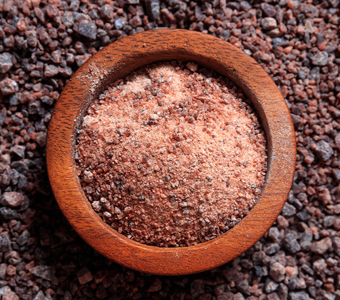 BLACK ROCK SALT / ملح الصخور السوداء