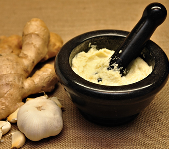 GINGER & GARLIC PASTE / معجون الزنجبيل والثوم